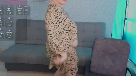 Snapshot of sashavibe chatting on 05-26-26, 03:08 Sasha online show from 05-26-26, 03:08