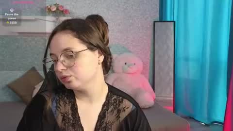 Snapshot of sashavibe chatting on 07-20-26, 02:52 Sasha online show from 07-20-26, 02:52