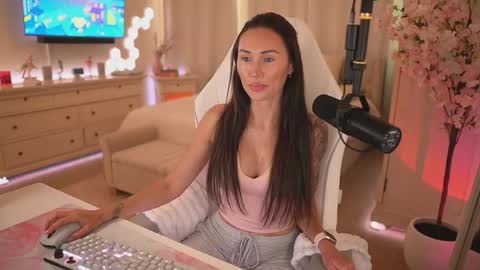 sashawest_official online show from 04-14-26, 04:02