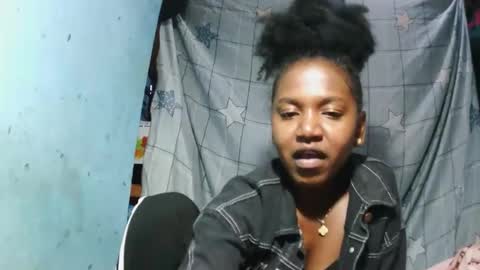 Snapshot of sasivia08 chatting on 05-09-26, 06:02 sasivia08 online show from 05-09-26, 06:02