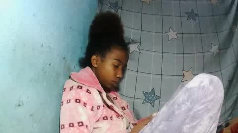 Snapshot of sasivia08 chatting on 05-21-26, 06:31 sasivia08 online show from 05-21-26, 06:31