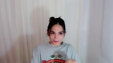 Snapshot of sassy_keath chatting on 01-05-26, 05:27 Keath online show from 01-05-26, 05:27