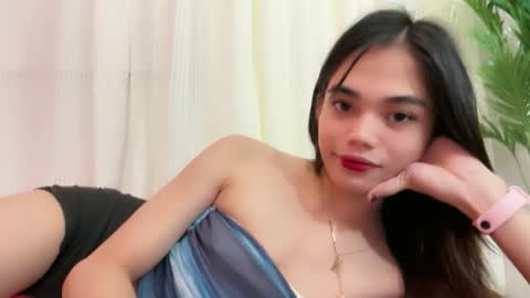 Snapshot of sassy_keath chatting on 01-14-26, 12:11 Keath online show from 01-14-26, 12:11