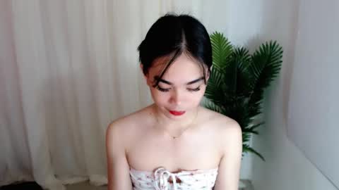 Snapshot of sassy_keath chatting on 02-12-26, 09:59 Keath online show from 02-12-26, 09:59