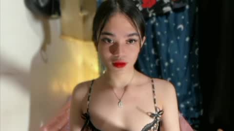 Snapshot of sassy_keath chatting on 06-22-26, 08:11 Keath online show from 06-22-26, 08:11