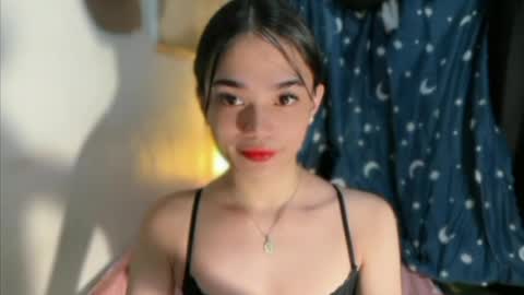 Snapshot of sassy_keath chatting on 06-26-26, 02:10 Keath online show from 06-26-26, 02:10