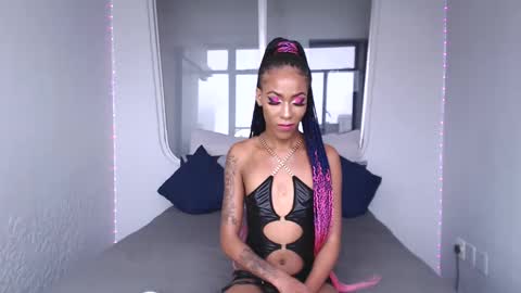 Kylie online show from 03-03-25, 06:26
