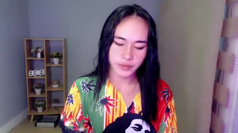 sassy_stella online show from 01-05-25, 05:51