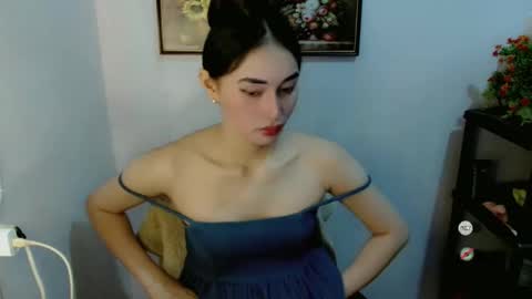 Snapshot of sassychixx699 chatting on 12-05-25, 08:45 Arci online show from 12-05-25, 08:45