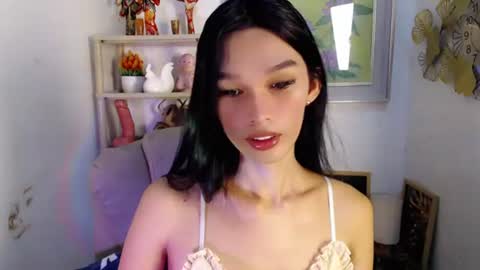 Snapshot of sassynrich chatting on 06-23-26, 09:40 sassynrich online show from 06-23-26, 09:40