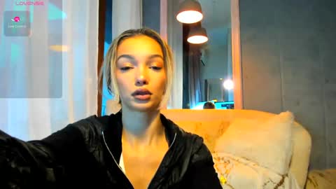 sassyt33n online show from 10-08-25, 08:23