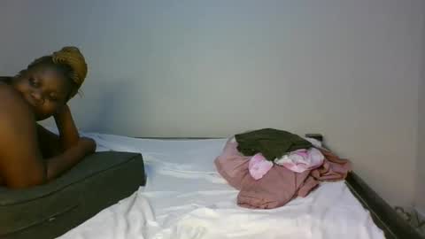 sassytannia online show from 03-10-26, 02:55