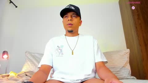 Snapshot of satanas_333 chatting on 06-23-26, 06:11 online show from 06-23-26, 06:11