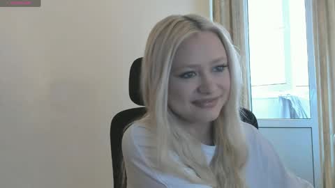 Snapshot of satinpresence chatting on 06-04-26, 05:13 satinpresence online show from 06-04-26, 05:13