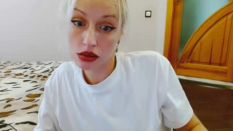 Satinqueen90 online show from 09-10-25, 11:10