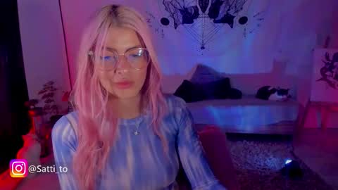 Snapshot of satomimori chatting on 09-10-25, 04:01 im Jessi Independet Model online show from 09-10-25, 04:01