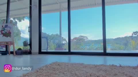 Snapshot of satomimori chatting on 12-15-25, 02:54 im Jessi Independet Model online show from 12-15-25, 02:54