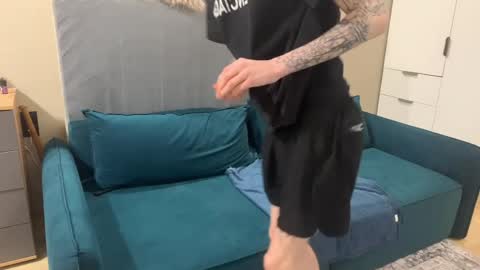 Satoshi online show from 04-25-26, 02:03