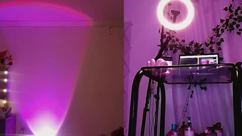 Snapshot of satyn_doll chatting on 01-15-25, 01:12 Gina George online show from 01-15-25, 01:12