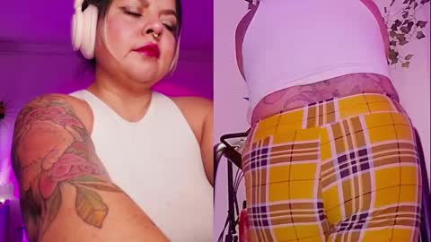 Snapshot of satyn_doll chatting on 03-04-25, 01:34 Gina George online show from 03-04-25, 01:34