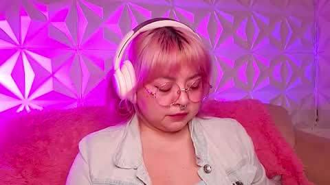 Gina George online show from 02-24-26, 01:03