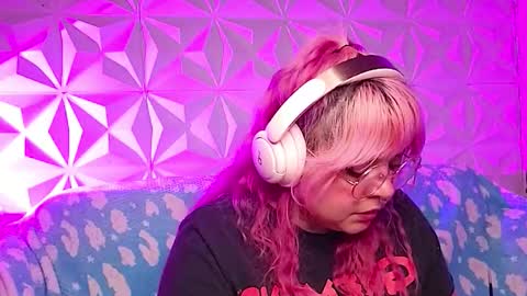 Gina George online show from 03-01-26, 01:07