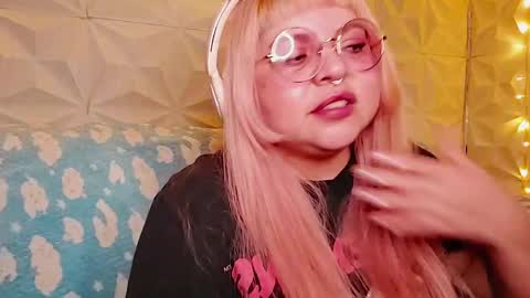 Snapshot of satyn_doll chatting on 05-19-26, 01:56 Gina George online show from 05-19-26, 01:56
