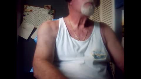 Snapshot of satyr64 chatting on 05-08-26, 06:13 satyr64 online show from 05-08-26, 06:13