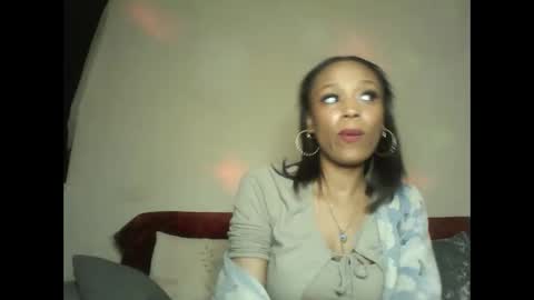 Shaniiice online show from 10-12-25, 06:51