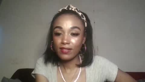 Shaniiice online show from 06-27-26, 08:36