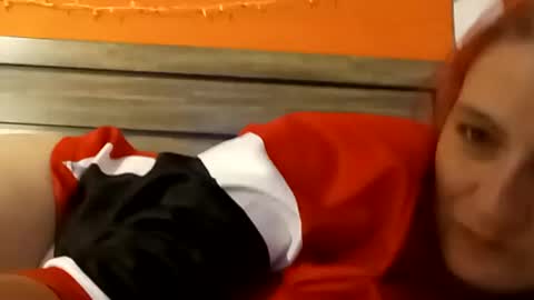 Snapshot of saucybear666 chatting on 01-22-25, 12:59 SnowBunny online show from 01-22-25, 12:59