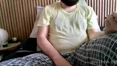 Snapshot of saucybonjo chatting on 12-21-24, 02:04 Ben online show from 12-21-24, 02:04