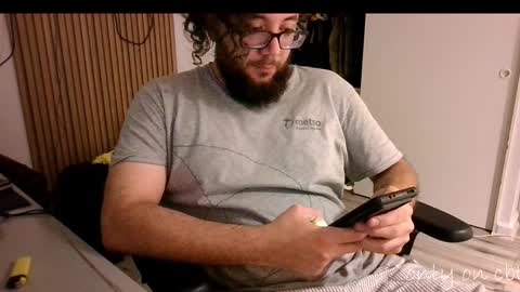 Snapshot of saucybonjo chatting on 01-04-25, 02:35 Ben online show from 01-04-25, 02:35