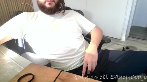 Snapshot of saucybonjo chatting on 03-03-25, 01:20 Ben online show from 03-03-25, 01:20