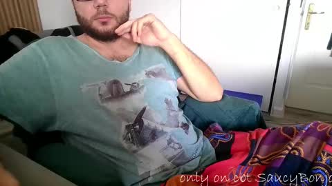 Snapshot of saucybonjo chatting on 10-19-25, 07:25 Ben online show from 10-19-25, 07:25