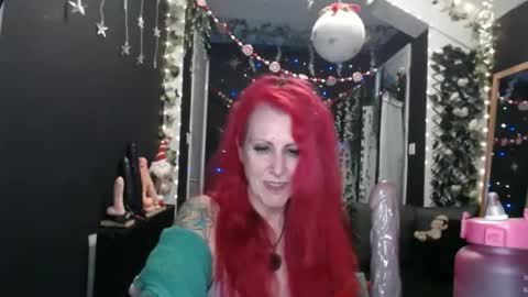 SaucySky online show from 12-28-24, 12:36
