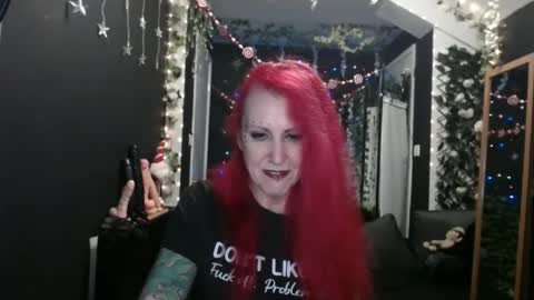 SaucySky online show from 01-01-25, 08:26