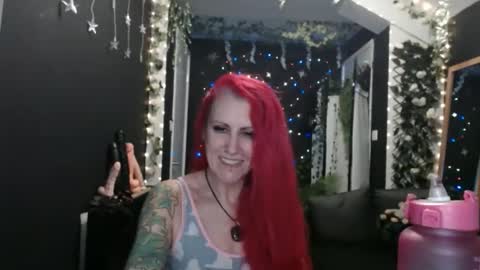 SaucySky online show from 01-08-25, 01:32