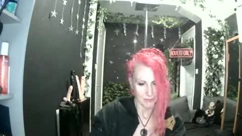 SaucySky online show from 04-16-26, 10:23