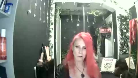Snapshot of saucysky chatting on 07-17-26, 09:30 SaucySky online show from 07-17-26, 09:30