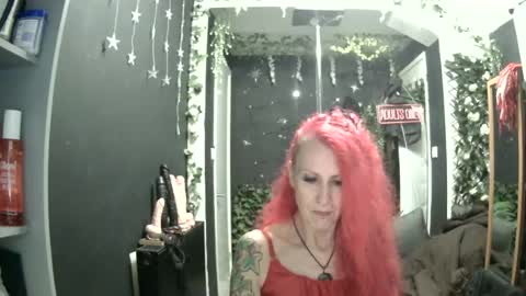 Snapshot of saucysky chatting on 07-24-26, 11:25 SaucySky online show from 07-24-26, 11:25