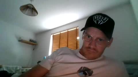 Sausagesandwitch23 online show from 07-21-26, 07:43
