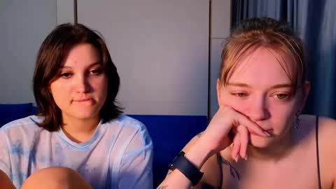 Snapshot of sav_anna chatting on 09-15-25, 05:57 LUNA and ANNA    online show from 09-15-25, 05:57