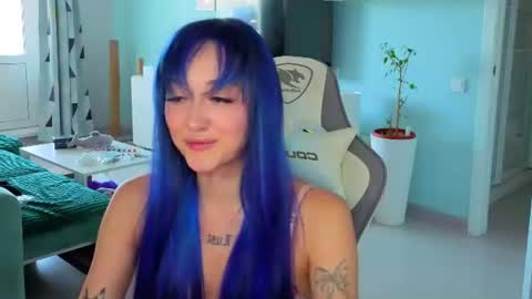 Ariel online show from 06-24-26, 04:11