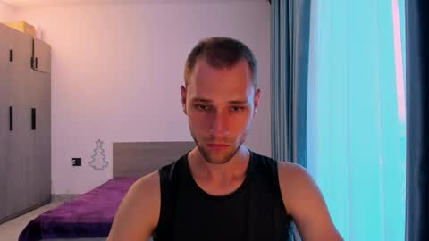 Snapshot of savak_hottie chatting on 05-26-26, 10:33 Savak Laakem online show from 05-26-26, 10:33
