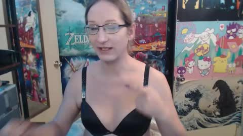 Savanah online show from 11-29-25, 11:02