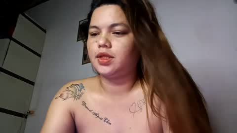 Snapshot of savannahot833323 chatting on 07-12-26, 10:45 Y online show from 07-12-26, 10:45