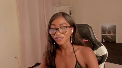 Snapshot of savannahwildee chatting on 12-16-24, 07:43 Savannahwildee online show from 12-16-24, 07:43