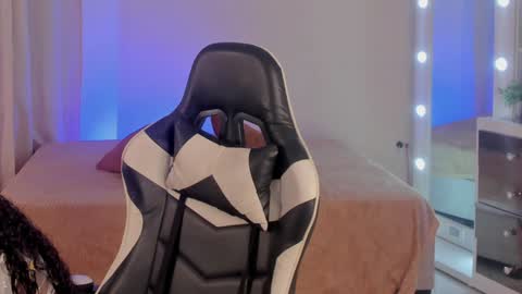 Snapshot of savannahwildee chatting on 01-14-25, 12:14 Savannahwildee online show from 01-14-25, 12:14