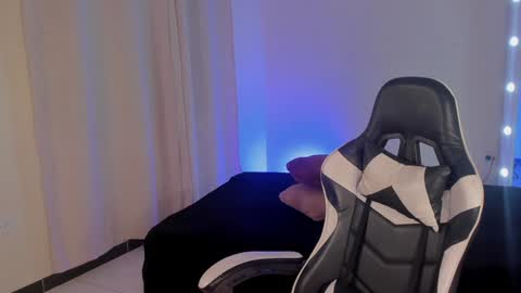 Snapshot of savannahwildee chatting on 01-28-25, 11:07 Savannahwildee online show from 01-28-25, 11:07